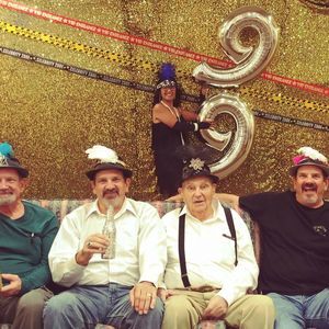 Meet your Posher, Leonora